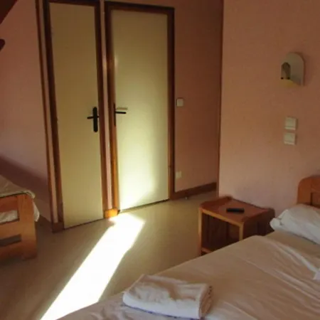 Rod & Seve Hotel 2*